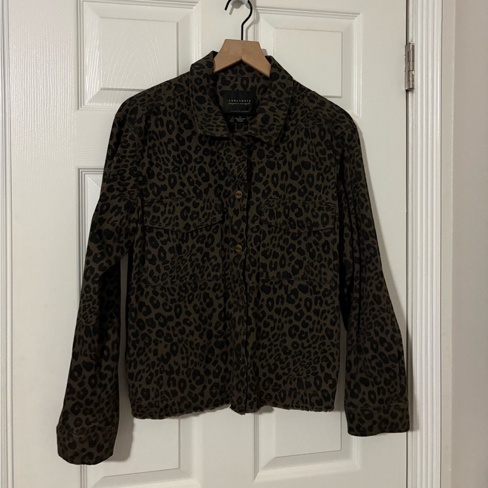 Sanctuary Leopard Print snap Button-Up Shacket - Picture 2 of 3